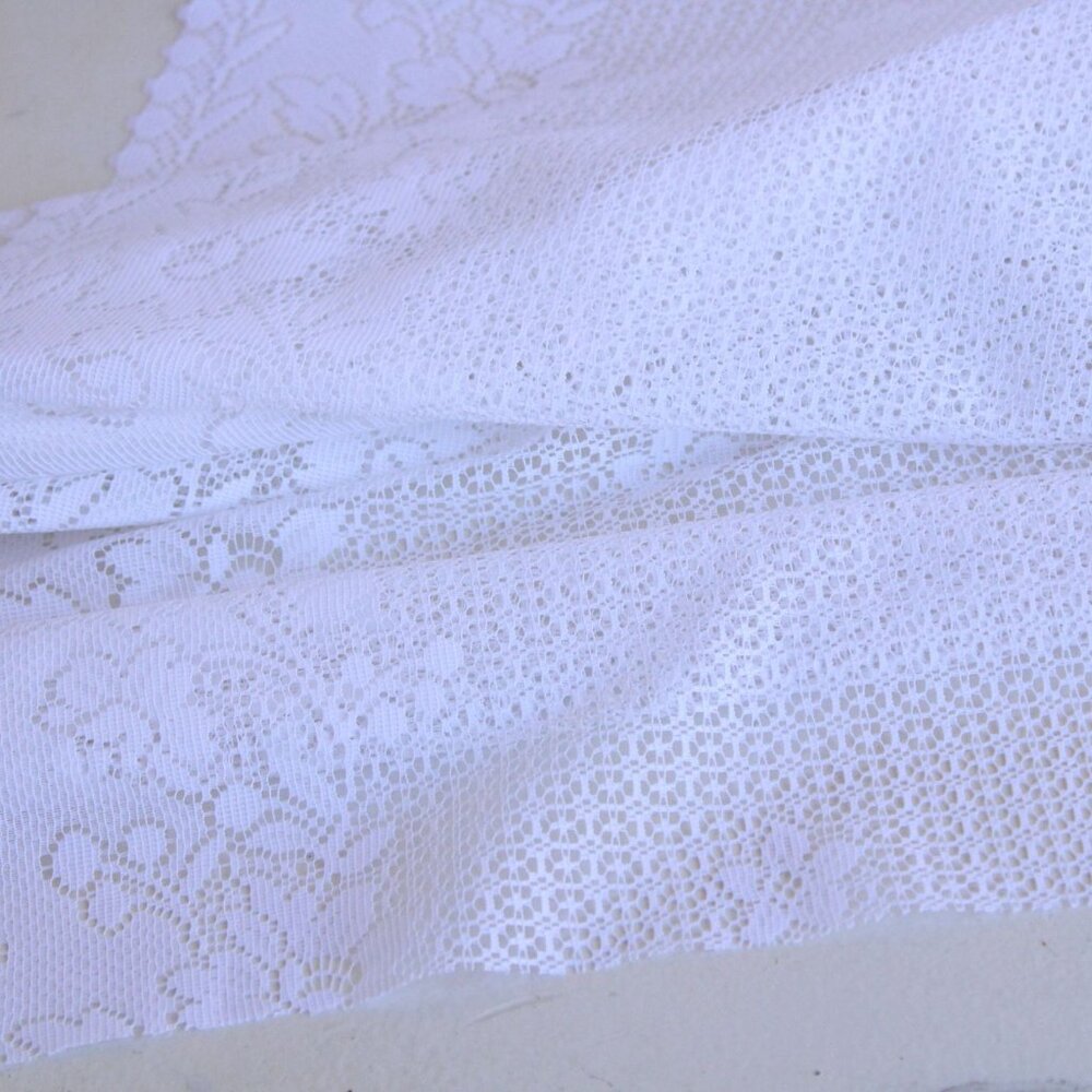 Vintage 1980s 1990s White Lace Fabric, 24" Wide 88" Long Piece, Floral Pattern - Picture 10 of 10